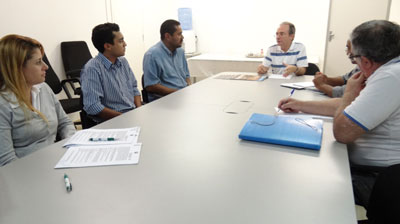 Equipe Técnica da APV e da Verga Engenharia durante reunião de assinatura do contrato